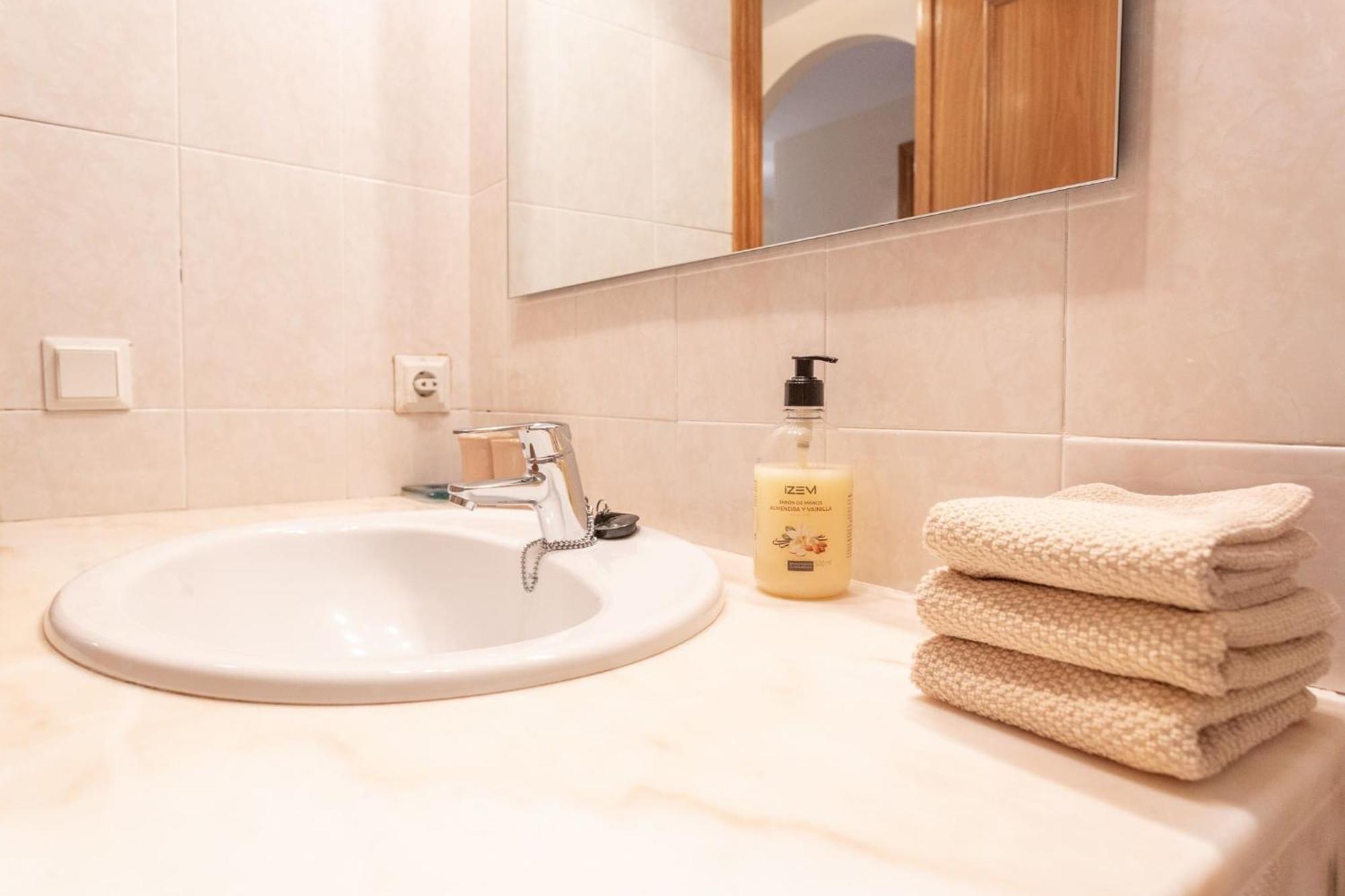 Passeig Del Mar Apartment L' Escala Ngoại thất bức ảnh