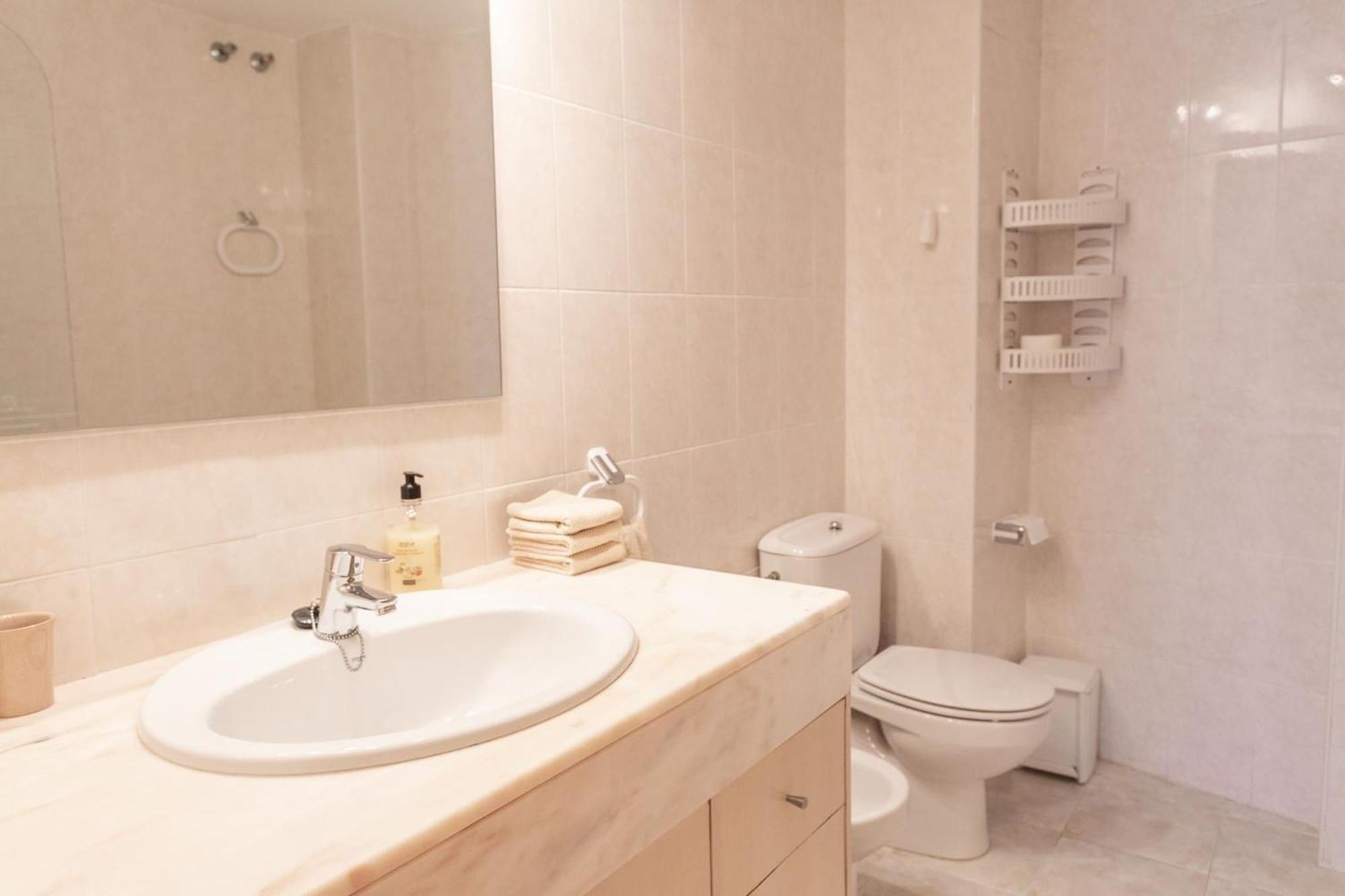 Passeig Del Mar Apartment L' Escala Ngoại thất bức ảnh